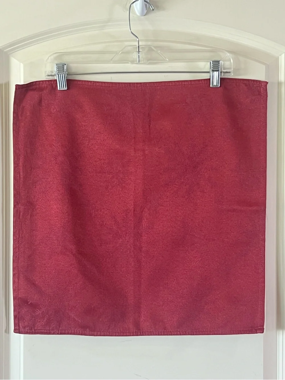 Lauren Ralph Lauren Holiday Napkins Set of 4 Burgundy Red Damask Snowflake